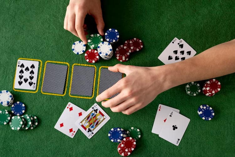 Cách chơi poker tại nhà cái VF555 3 cach choi poker tai nha cai vf555 1440 2